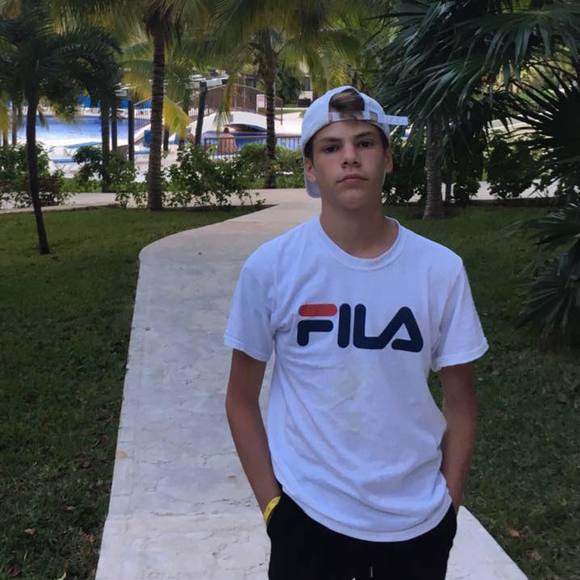 Meet your Posher, Alexandre - Picture 1 of 1